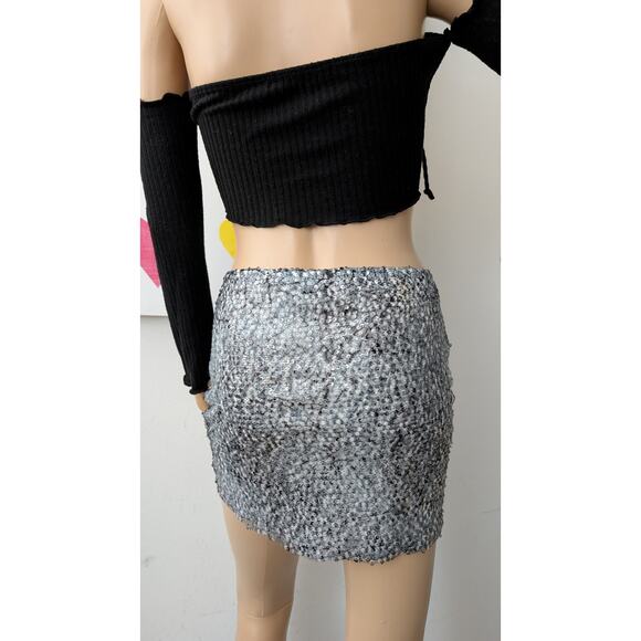 guess sequin mini skirt - Picture 4 of 10